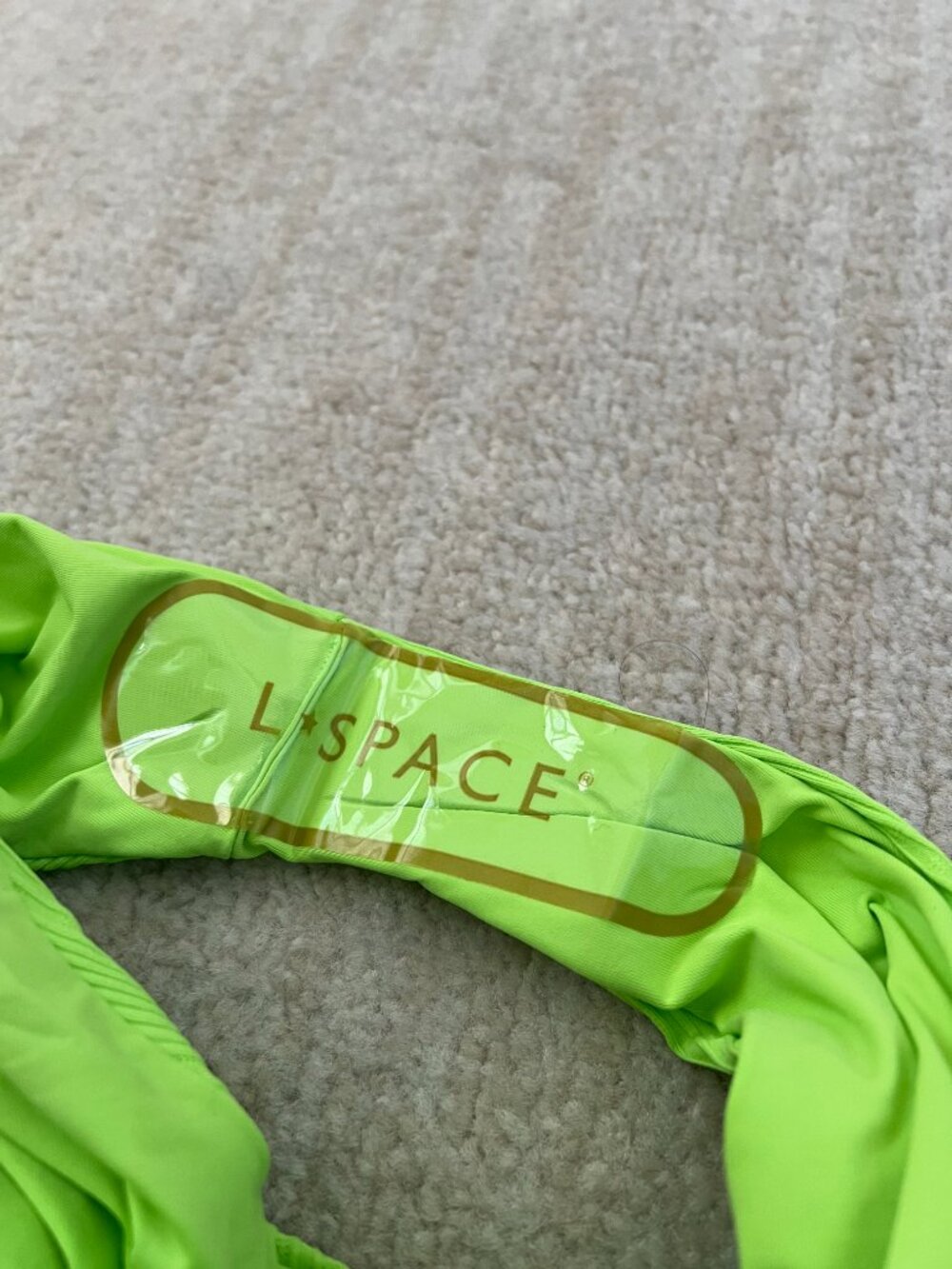 NWT L*Space Katniss Green Ribbed One Piece Swimsuit M - Picture 8 of 10